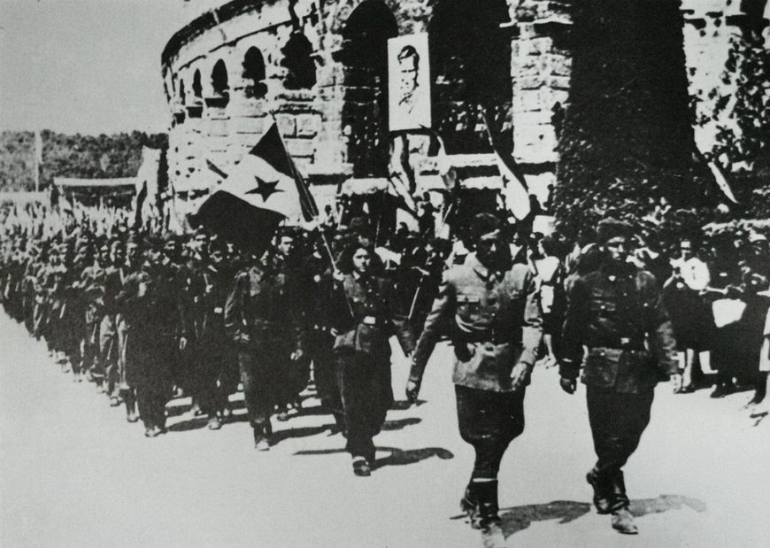 Ulazak jugoslavenskih partizana u Pulu 1945. godine  