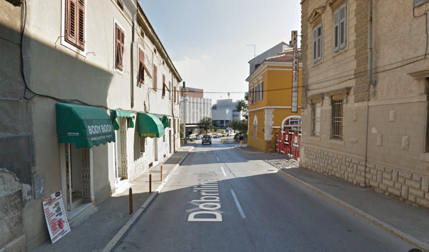 Postava semaforske konzole u Dobrilinoj ulici