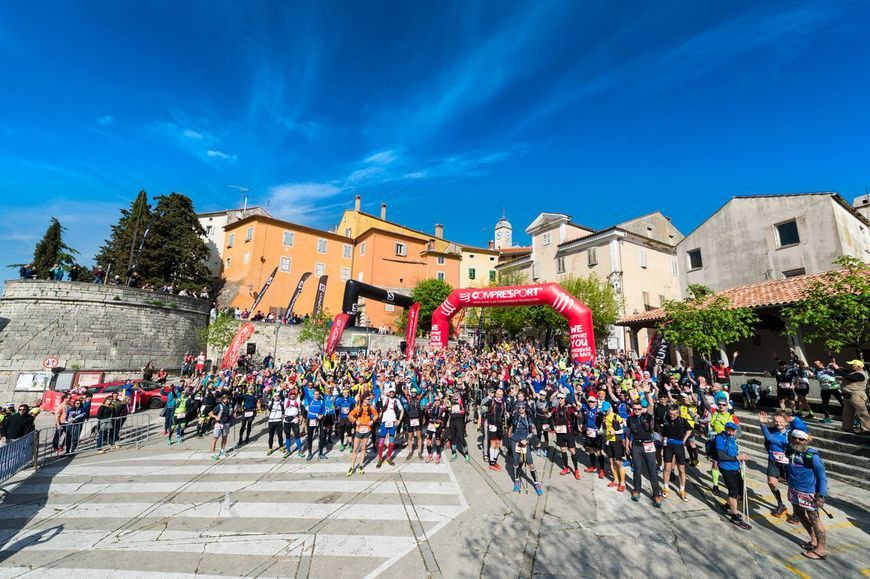 Start utrke 100 milja Istre u Labinu (Foto: Dejan Hren)