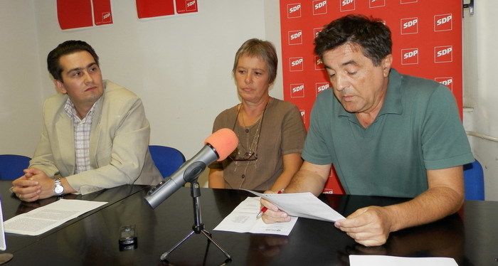 Daniel Mohorović, Jasmina Gruičić i Željko Ernečić iz labinskog SDP-a
