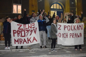 Puležani se solidarizirali s poljskim ženama za njihova prava