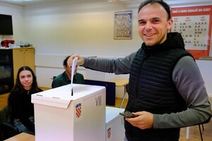 Hrvatska na biralištima. Peršurić obavio posao već u 7 ujutro (foto)