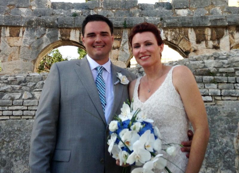 Nikki i Aleksandar Radovich vjenčani su u pulskoj Areni 3. kolovoza