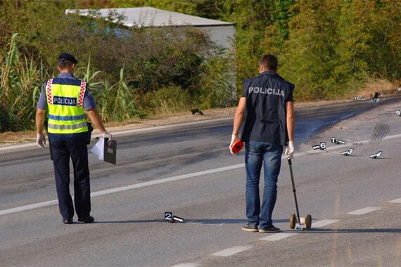 Dvije žene sletjele s ceste, jedna je teško ozlijeđena