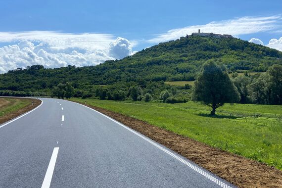 Važna istarska cesta gotova daleko prije roka. Ugrađena i bitna novost