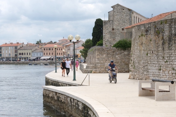 Pučko otvoreno učilište Poreč daruje likovnu radionicu djeci i mladima