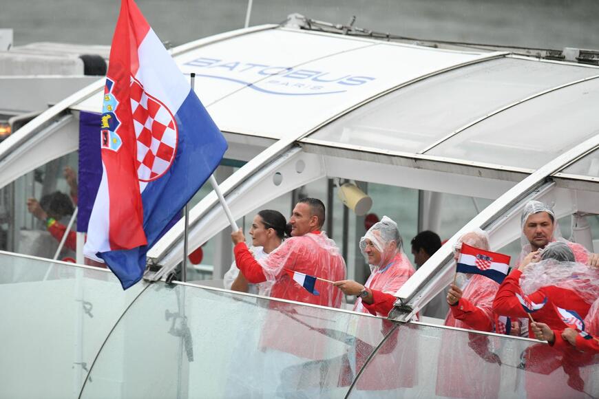 Istrijan nosio hrvatsku zastavu na otvaranju Olimpijskih igara u Parizu