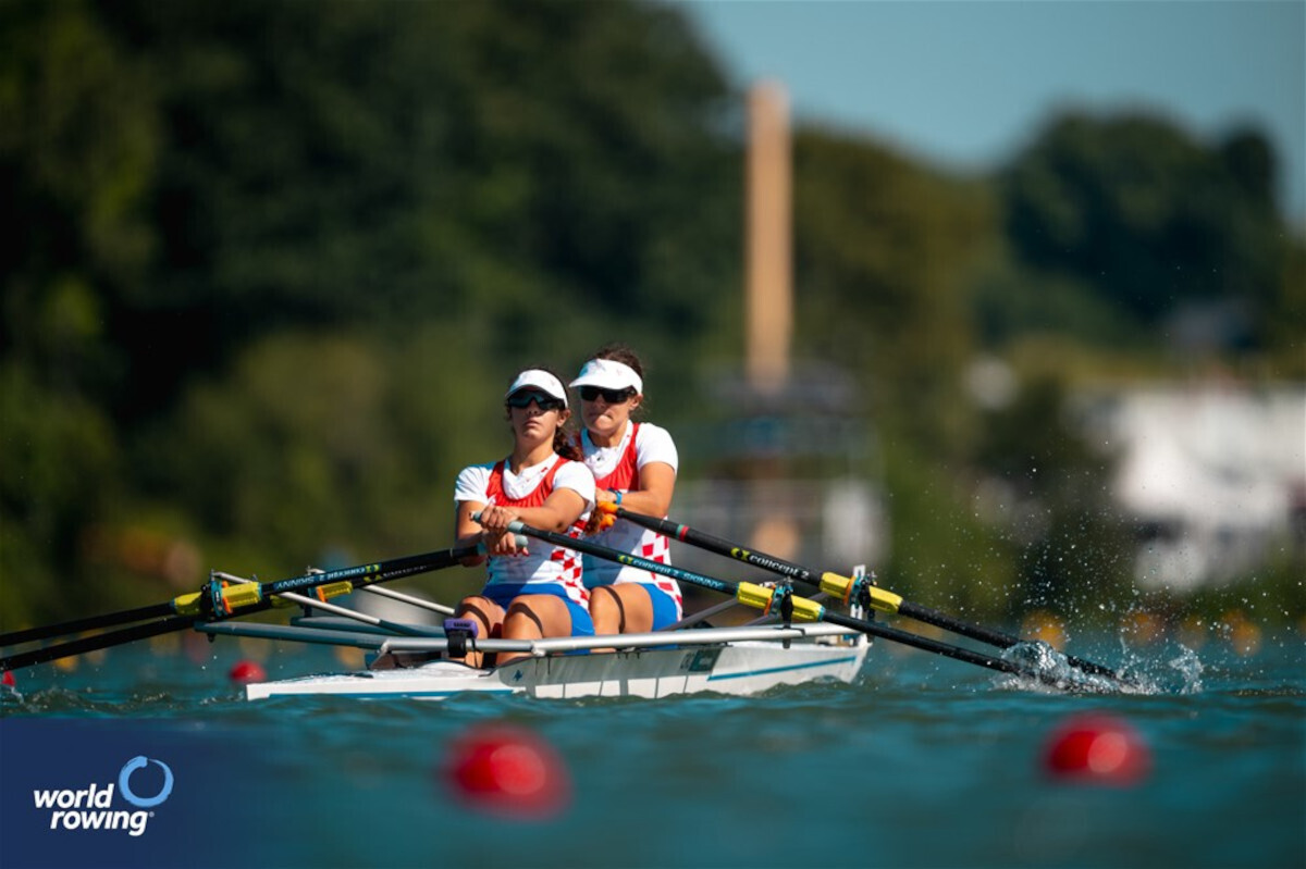 Donata Elez i Laura Lalić (foto: World Rowing /Benedict Tufnell)