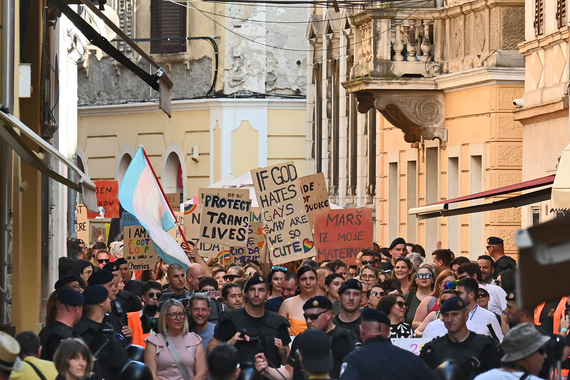 Muškarac osuđen zbog pozivanja na mržnju. 'Gey parada u Puli uskoro će početi. Masovna grobnica još malo gotova'