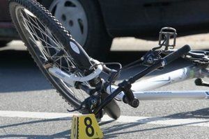 Maloljetni biciklist teže ozlijeđen: Autobus s kojim se sudario tehnički neispravan