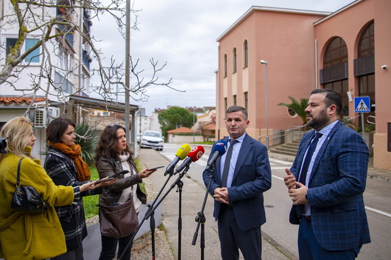 Gradonačelnik Filip Zoričić apelirao na roditelje da pošalju djecu u školu