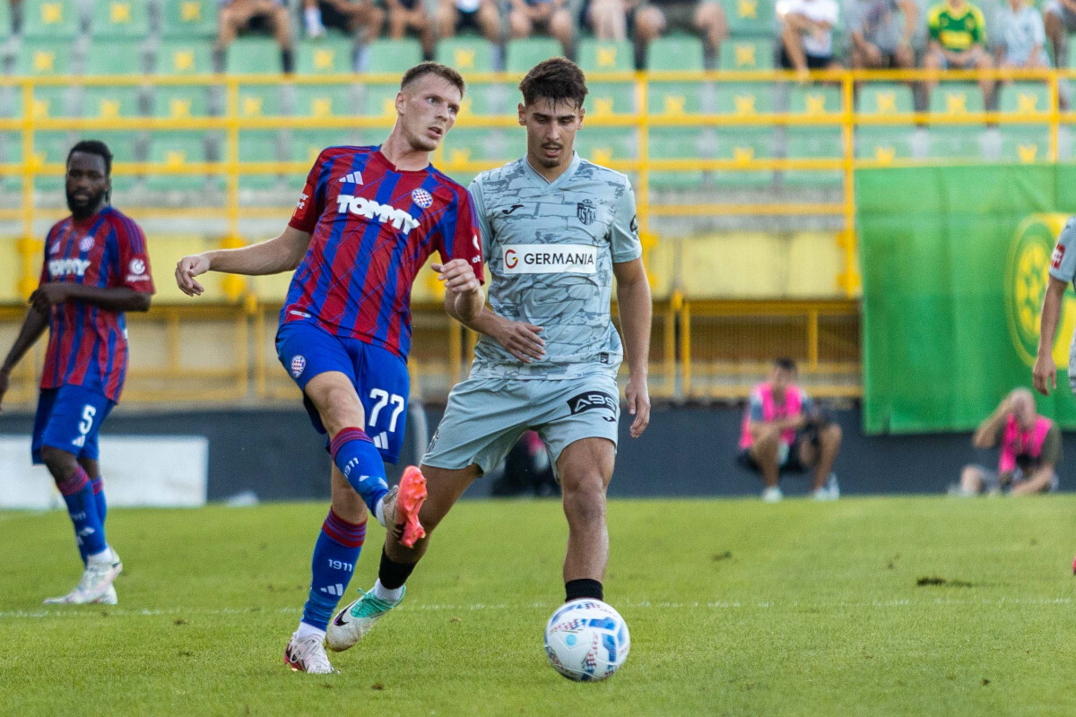 Jovan Ivanišević, desno (foto: NK Istra 1961)