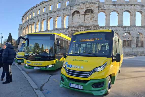 Pulapromet pojačao vozni park novim autobusima kakve do sada nisu imali. Uskoro stiže i 11 posebnih vozila