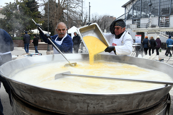 Pogledajte kako je danas bilo na fešti od čvaraka. Kilogram košta pravo bogatstvo!