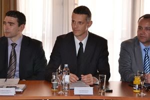 Jadranske županije ne žele plaćati službenike preuzete iz državne uprave