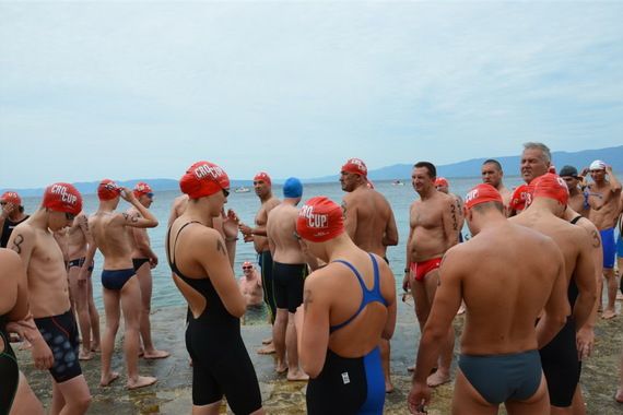 Porečki plivači u Kostreni osvojili četiri medalje unatoč buri