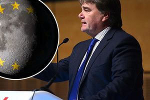 Jakovčićeva svemirska misija: Nisam zadovoljan kako se štite interesi EU na Mjesecu!
