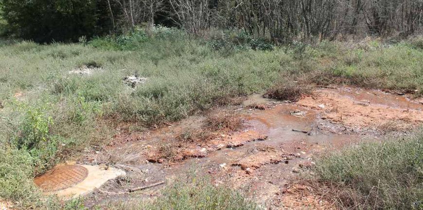 Izljev kanalizacije i otpadnih voda u poslovnoj zoni Milanezi - Višnjan