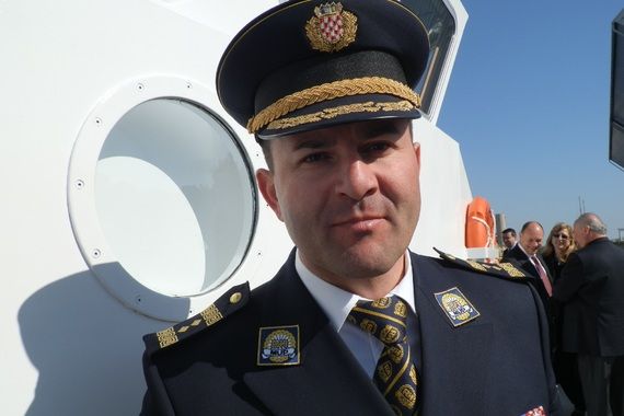 Bulić, Jakovčić i Kozlevac zbog korizme se ničeg ne odriču: Šef istarske policije bez slatkog