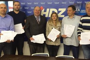 HDZ predao izborne liste u svih 16 mjesnih odbora Pule