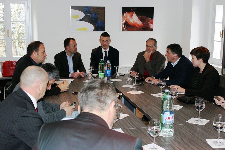 Na sastanku istarskog župana s gradonačelnicima