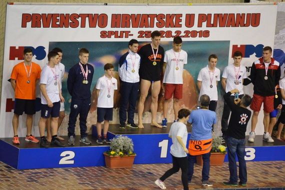 Rovinjski plivač Mario Ban osvojio dvije medalje na juniorskom prvenstvu Hrvatske