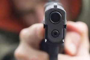 Novigrad: Smirivao posvađane, pa dobio prijetnju pištoljem