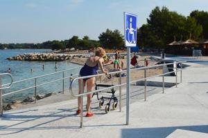 Na pulskoj Hidrobazi nova sunčališta za osobe s invaliditetom