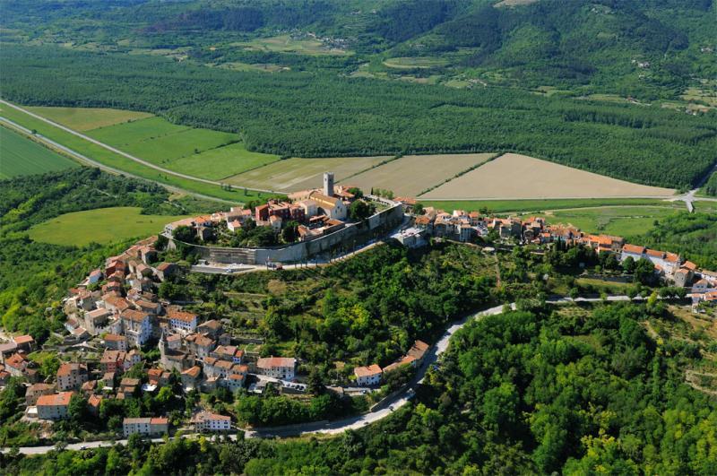 Izraz  Terra magica najbolje opisuje Istru: Koristili su ga i stari Rimljani 