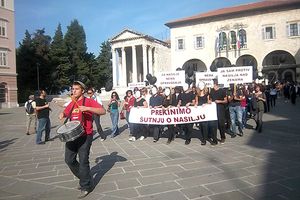 Mimohod protiv nasilja u obitelji: U Istri 11 žena ubijeno od strane člana obitelji