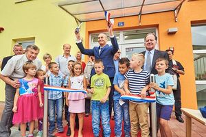 Svečano otvoreni nova područna škola i vrtić u Petroviji