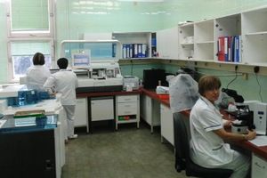Laboratorij pulske bolnice dnevno prima 100 pacijenata za vađenje krvi