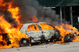 Amerikancu izgorio auto na Istarskom ipsilonu