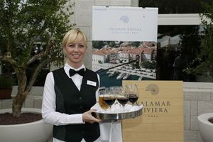 Rastu plaće u četiri najveće turističke kompanije u Istri
