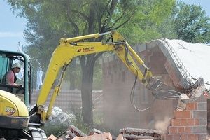 Građevinska inspekcija ruši gospodarski objekt u Vižinadi