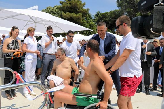 U Rovinju otvorena prva medicinsko-terapeutska plaža na Jadranu