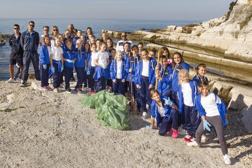 Volimo Jadransko more provodi se u okviru Valamarovog programa društveno odgovornog poslovanja Zeleni Valamar