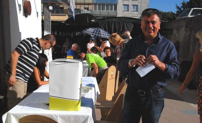 Plinio Cuccurin na predizborima u Puli (Foto: Ladonja.org)