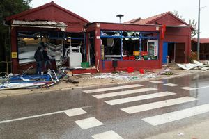 Razneseni bankomat i dio marketa: Treslo se u krugu od kilometra
