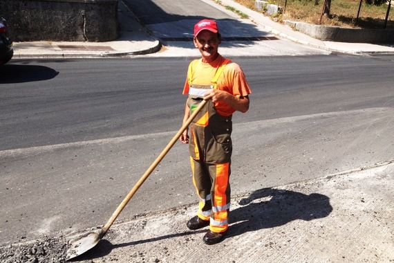 Kad pomislite da vam je vruće, sjetite se njih - iza pegle 80, a u zraku 40°C