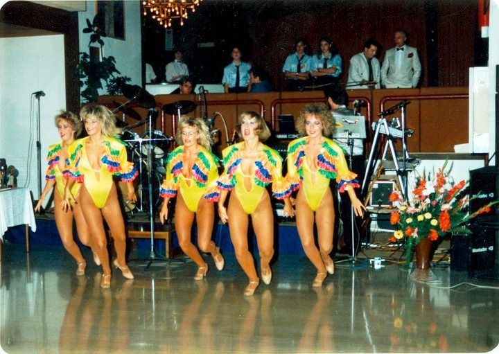 Fotografija zabavnog programa PEUB-a iz 1989. godine (Foto: Facebook / Zvonimir Blažević)