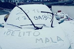 Snijeg zabijelio Istru, do kraja tjedna nema poboljšanja