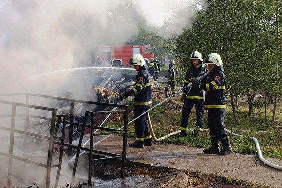 Požar lokaliziran: Uz poštivanje uputa radnicima dozvoljen ulaz u prostore bivše Pazinke