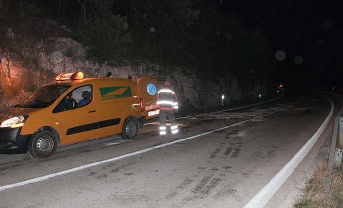 Ulje na cesti Poreč-Vrsar izazvalo tri prometne nesreće   