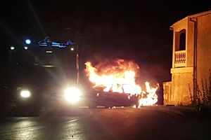 Snimka nesreće u Novoj Vasi: 'Bio je preblizu zapaljenom autu' (video)