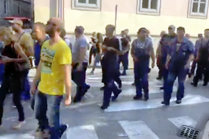 Pogledajte kako radnici Uljanika marširaju Pulom (video)