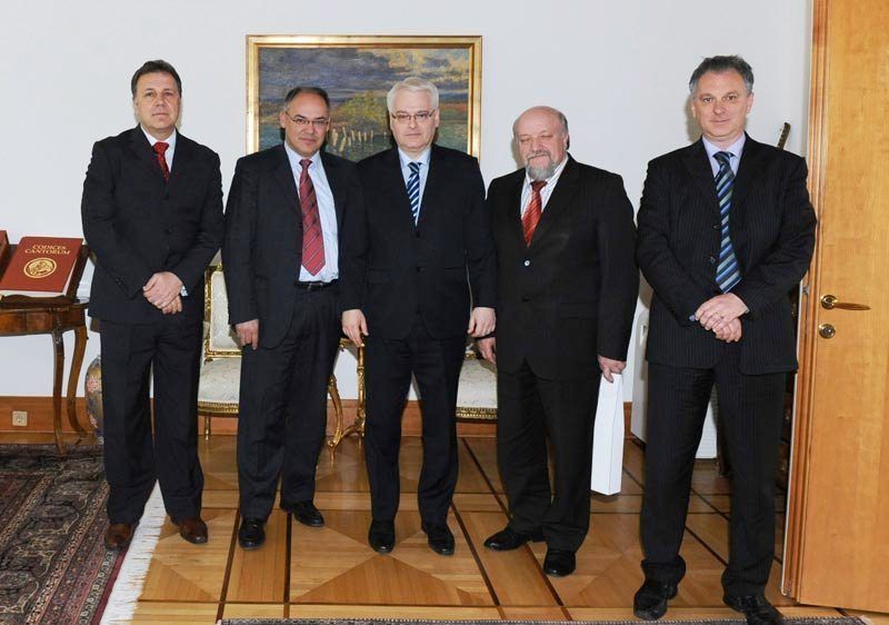 Ivan Herak, Damir Kajin, Branko Ružić i Marino Folo kod tadašnjeg predsjednika Josipovića uoči lokalnih izbora 2013. godine    