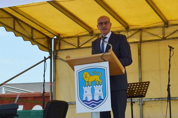 Bassanese kudi župana zbog srednje škole: 'Stalno odbijate naše molbe' 