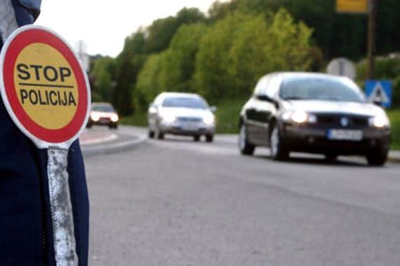 Rovinjski odvjetnik Etinger udario policajca na ipsilonu i htio pobjeći?