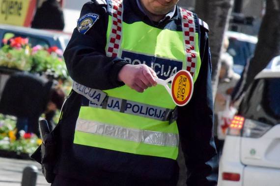 Policija će zaustavljati aute u Ročkom Polju